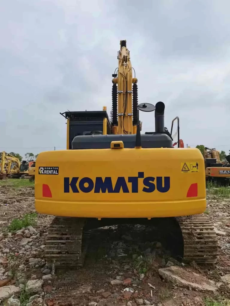 Komatsu pc220-8 Japan excavator used