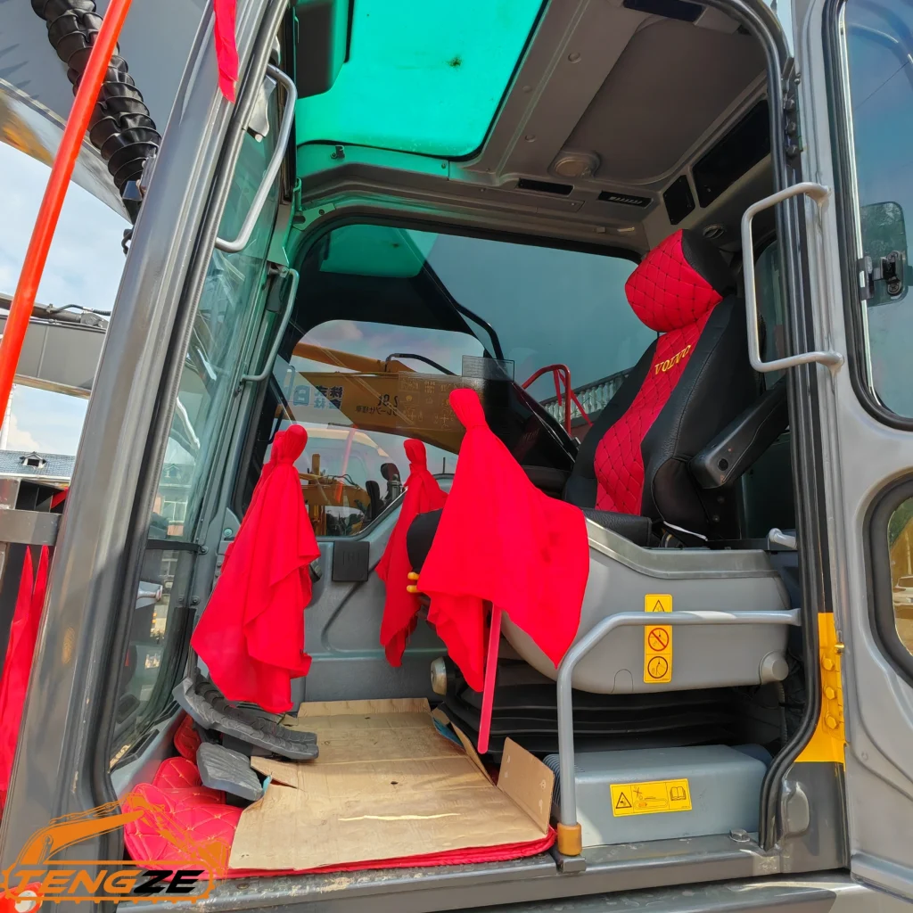 Used Volvo EC240 Excavator