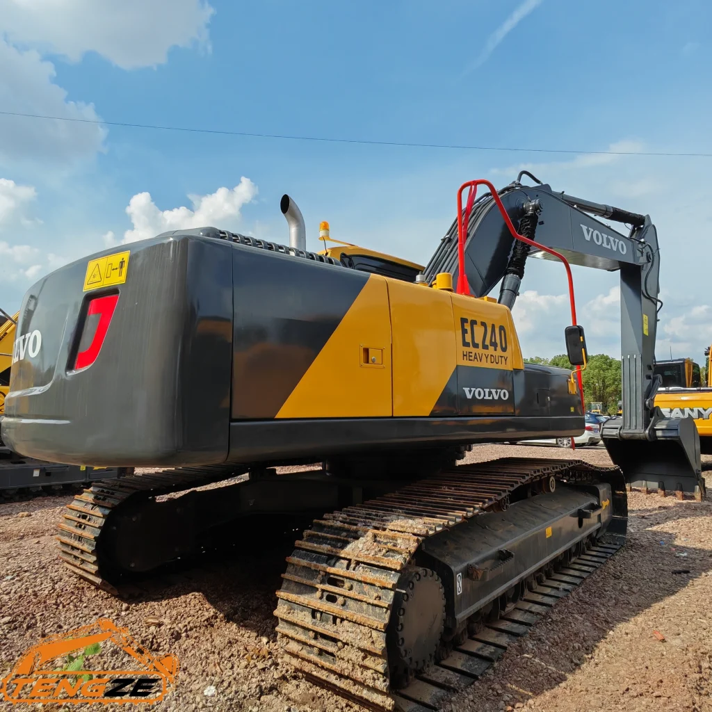 Used Volvo EC240 Excavator