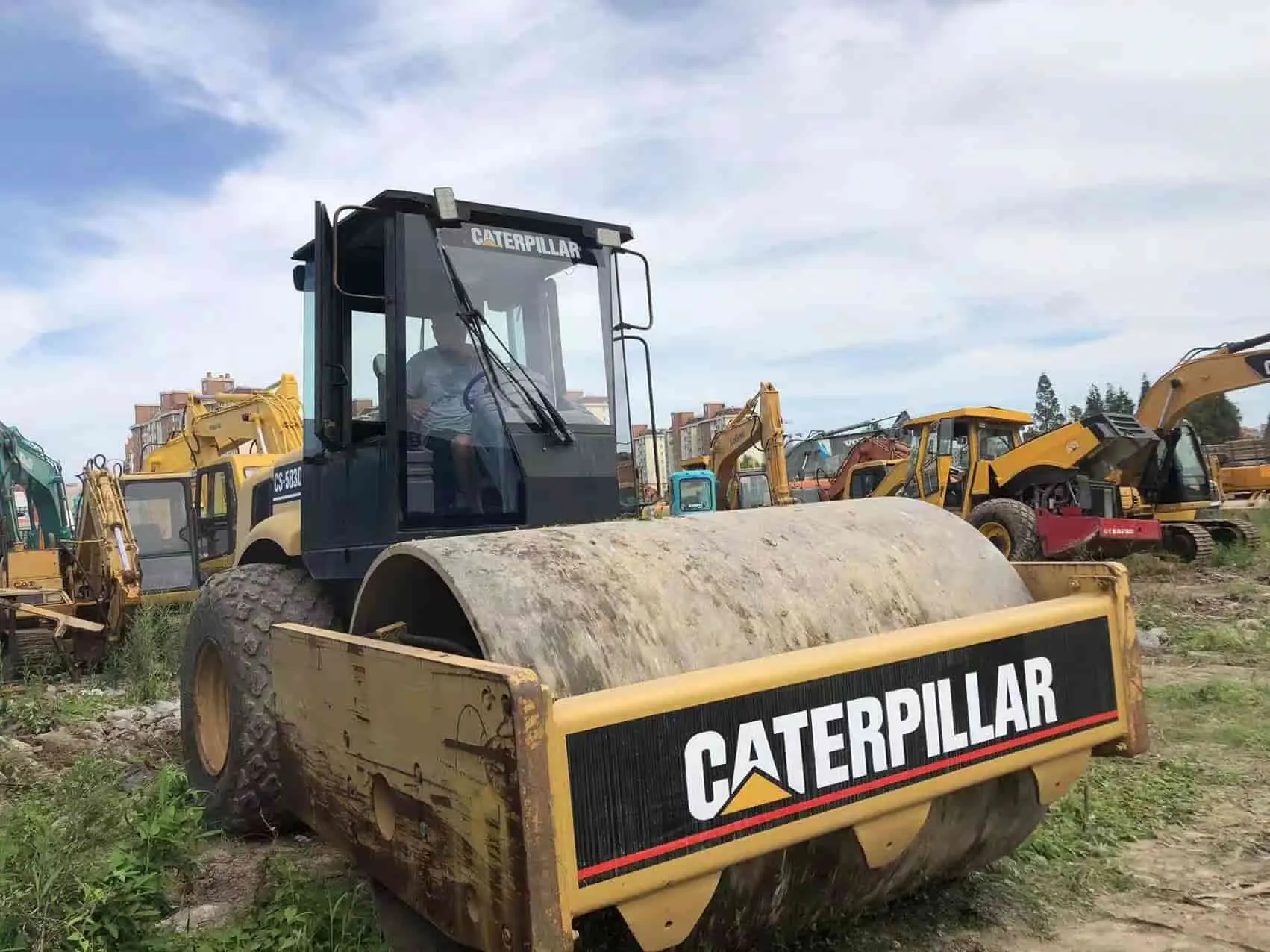 Used CAT583D road roller
