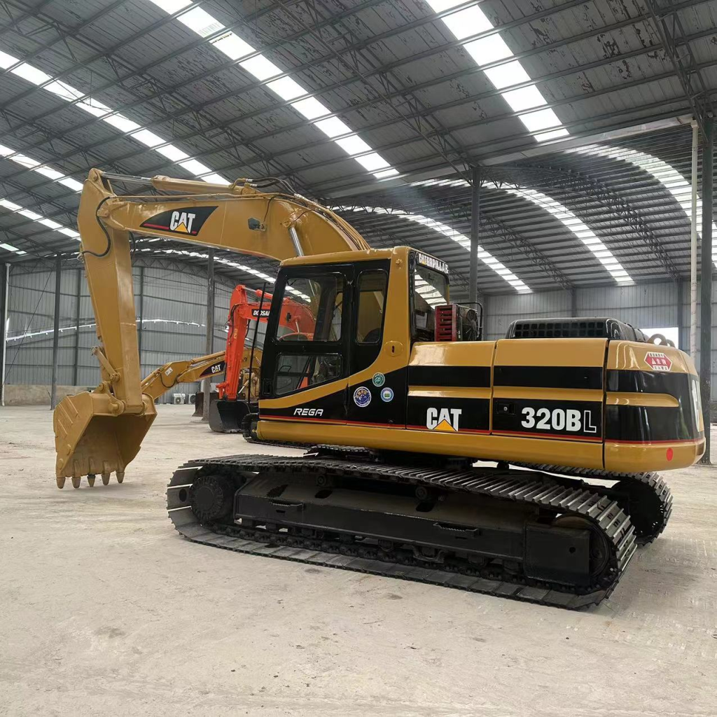 USED MEDIUM EXCAVATOR CAT 320BL