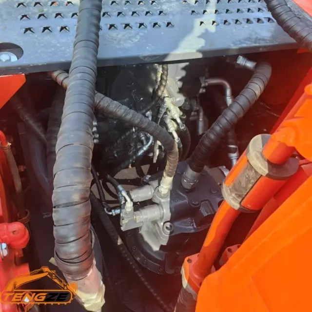 Used Doosan DX225 excavator 10 Used Doosan DX225 excavator