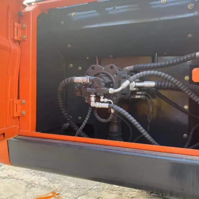 Used Doosan DX300 heavy excavator 6 Used Doosan DX300 heavy excavator