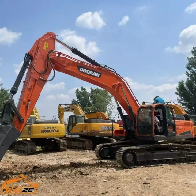 Excavadora pesada Doosan DX340 usada 3 Used Doosan DX340 heavy excavator