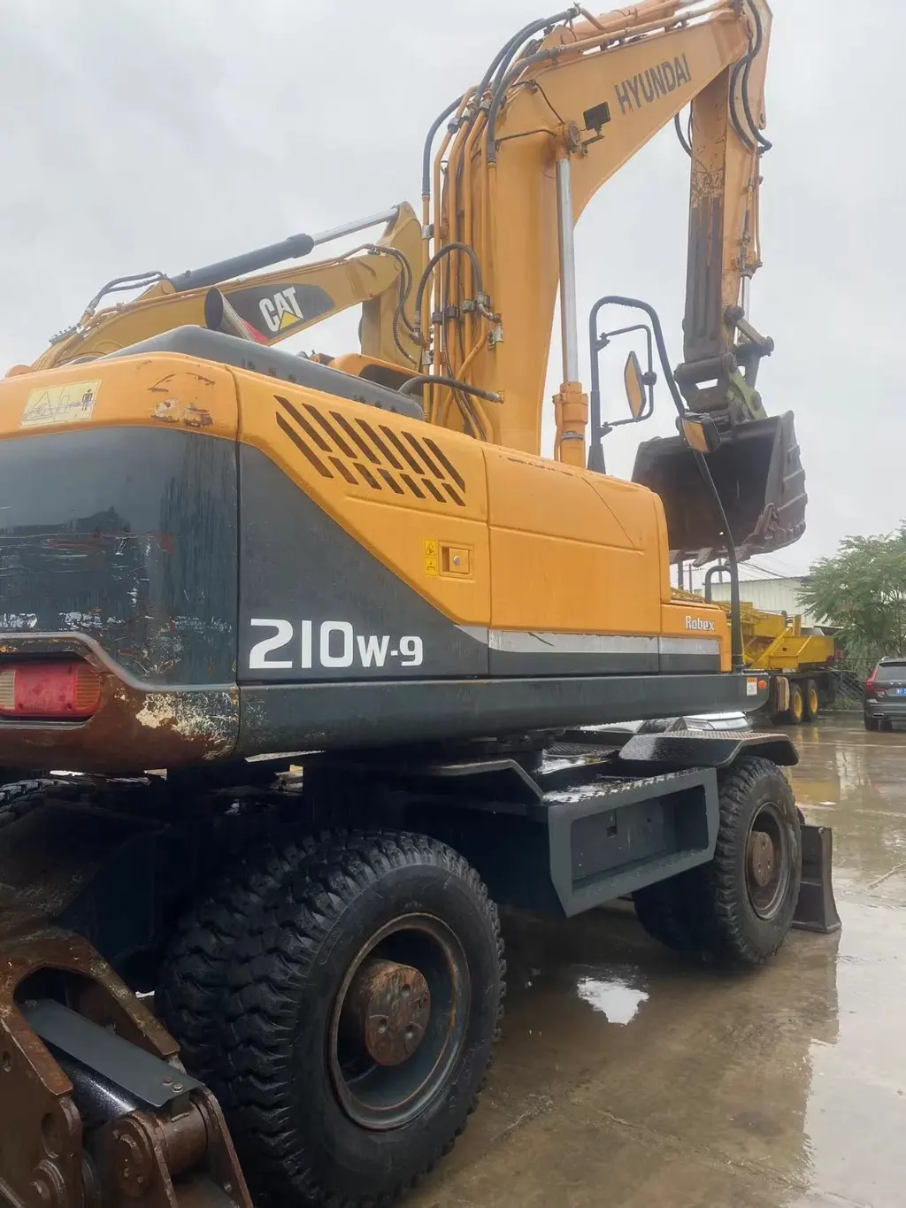 Used Hyundai 210w-9 Wheel Excavator