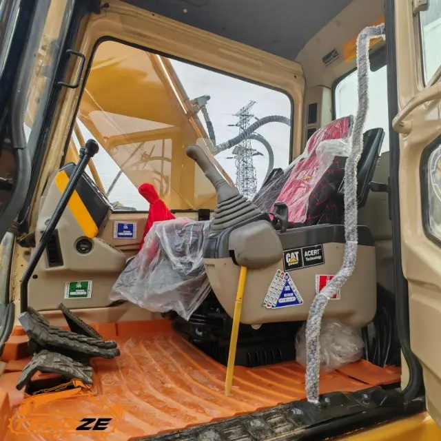 حفارة مستعملة CAT 320BL سعة 20 طنًا 7 USED CAT 320BL EXCAVATOR 20tons