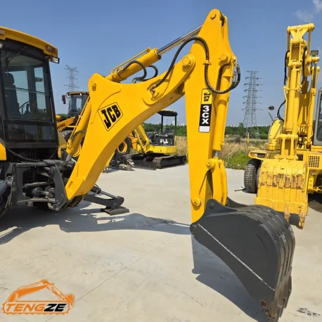 Used JCB 3CX Backhoe 3 Used JCB 3CX Backhoe