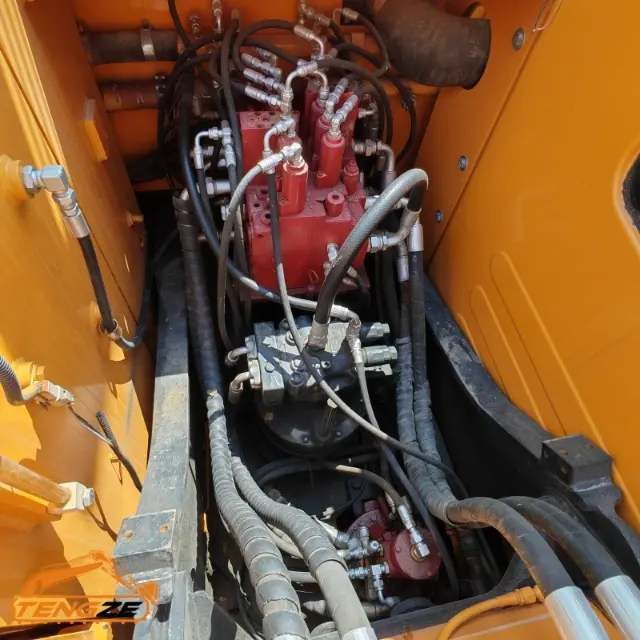Used Hyundai 150w-7 Wheel Excavator 7 Used Hyundai 150w-7 Wheel Excavator