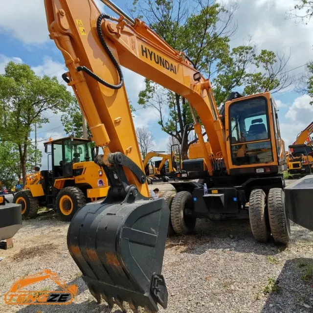 Used Hyundai 150w-7 Wheel Excavator 5 Used Hyundai 150w-7 Wheel Excavator
