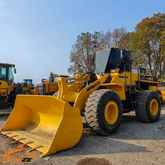 Used Komatsu wa380 loader
