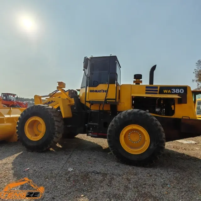 Used Komatsu wa380 loader 1 Used Komatsu wa380 loader