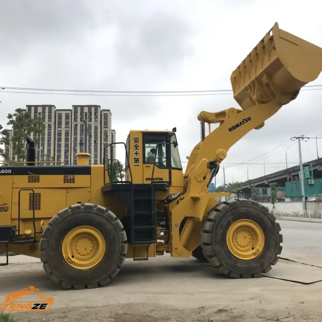 Used Komatsu wa600 loader