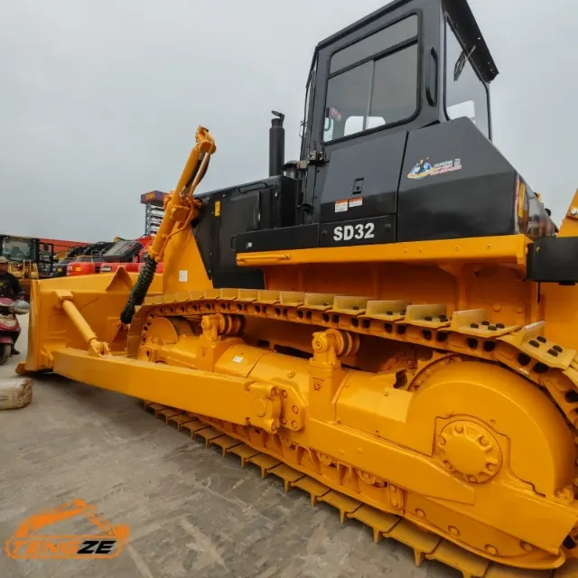 Used Shantui SD32 Bulldozer