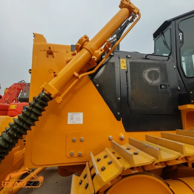 جرافة شانتوي SD32 مستعملة 7 Used Shantui SD32 Bulldozer