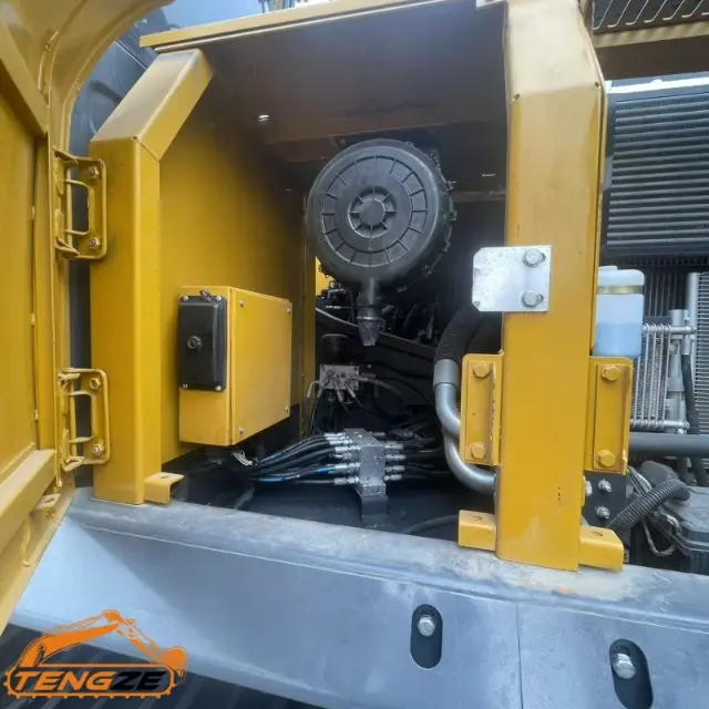 Used XCMG XE305DK Excavator 7 Used XCMG XE305DK Excavator