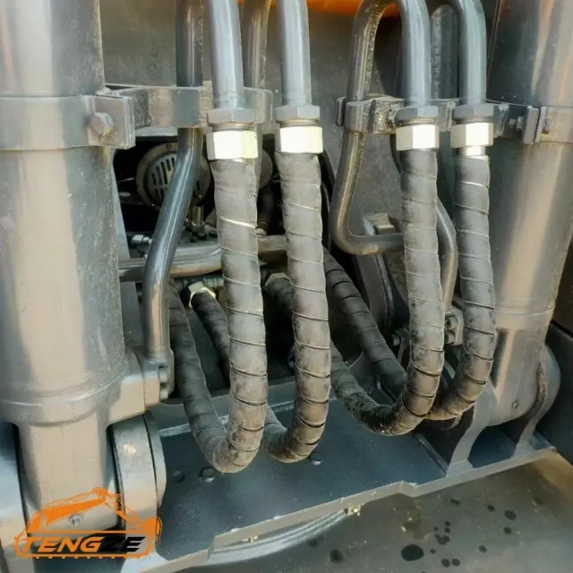 Used XCMG 215DA Excavator 8 Used XCMG 215DA Excavator