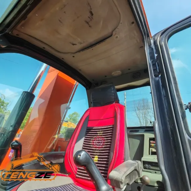 Used Doosan DX75 excavator 8 Used Doosan DX75 excavator