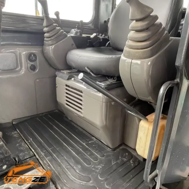 حفارة كوبيلكو SK55SR مستعملة 7 Used Kobelco SK55SR Excacator