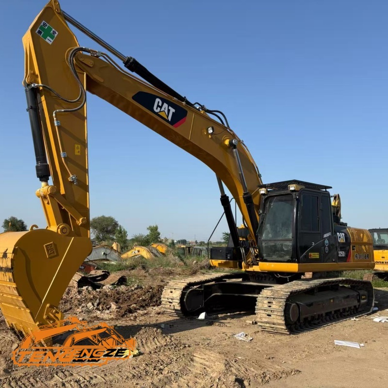 USED CAT 325D Excavator 2 USED CAT 325D Excavator