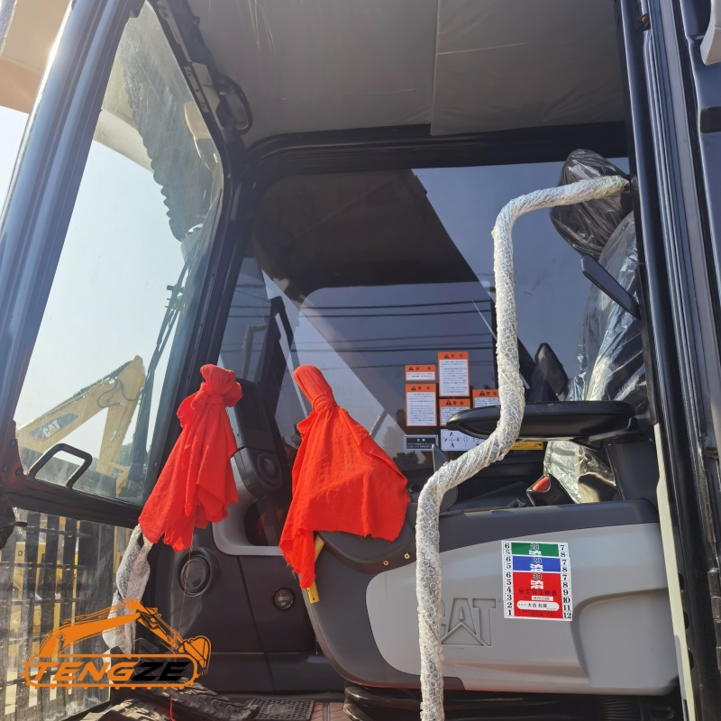 USED CAT 320D Excavator 6 USED CAT 320D Excavator