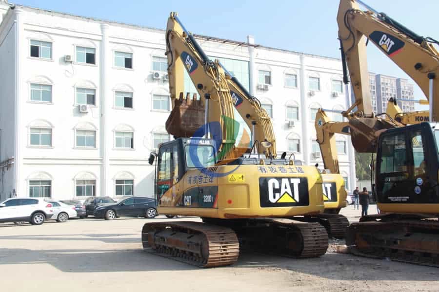 Used Excavator CAT320DL