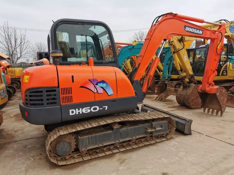 Used Doosan DH60 Excavator