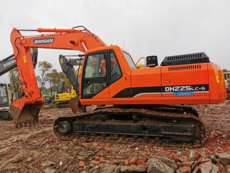 Used Doosan DH225 Excavator