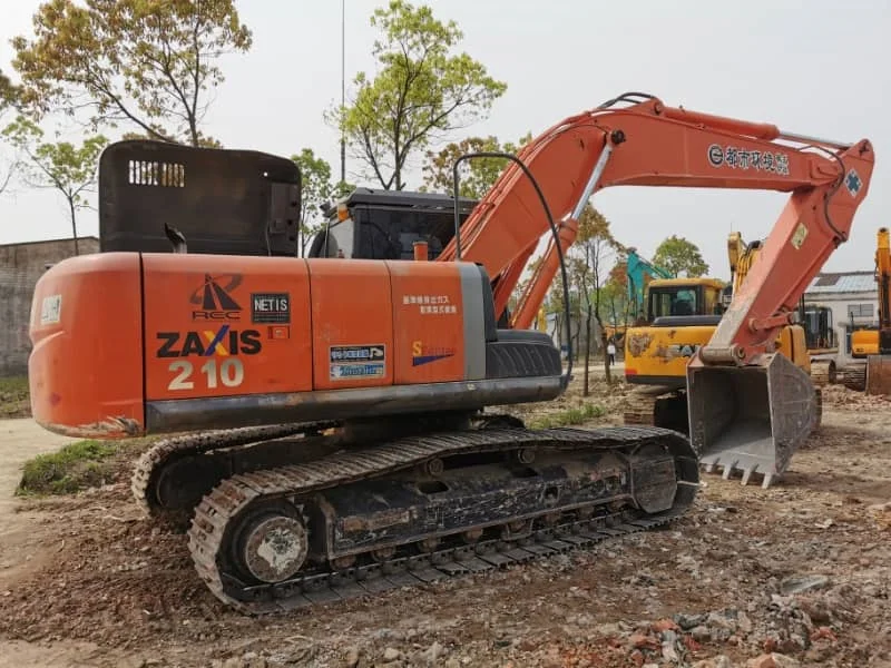 Hitachi ZX210 Used Excavator
