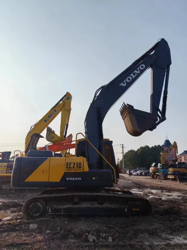 Used Volvo EC210 Excavator
