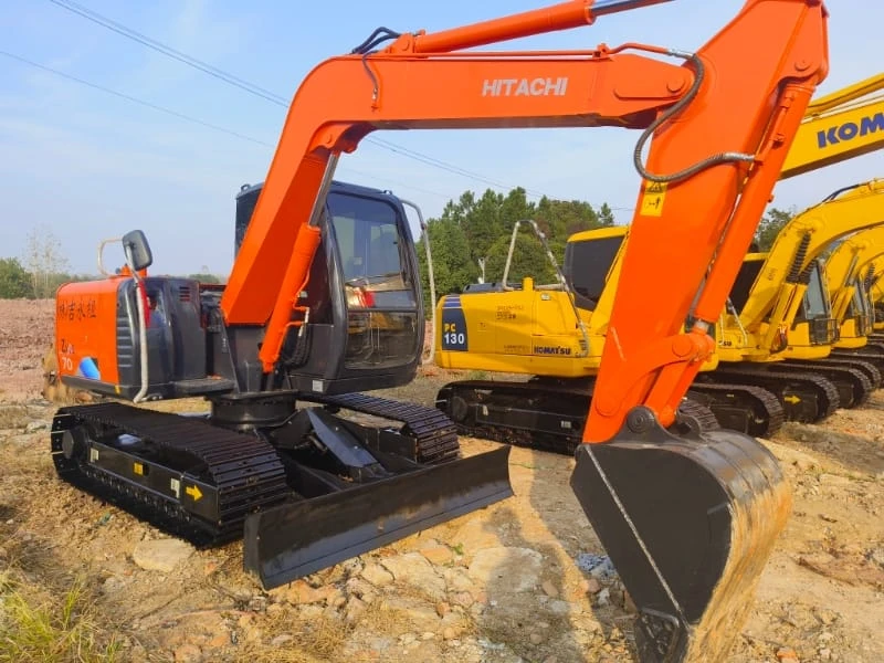 Hitachi ZX70 Used Excavator