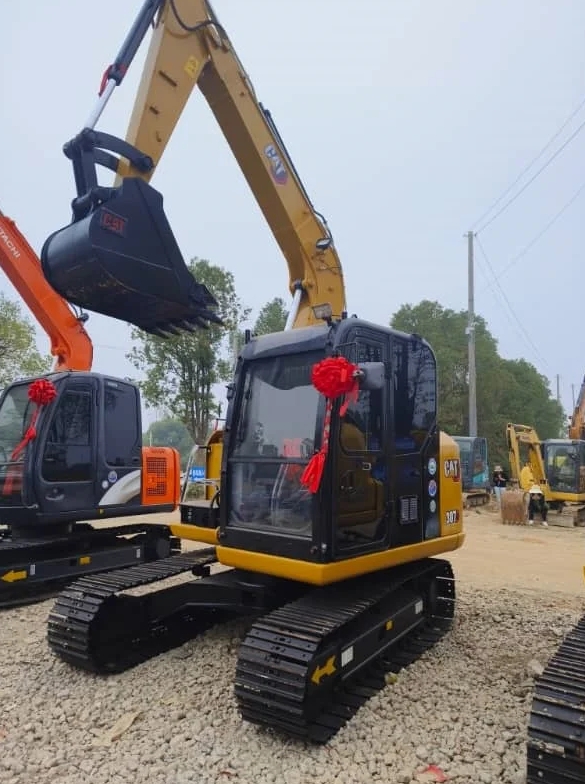 Caterpillar mini excavators