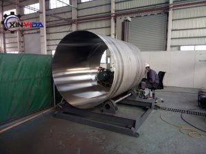 máquina pulidora de carcasa de tanque