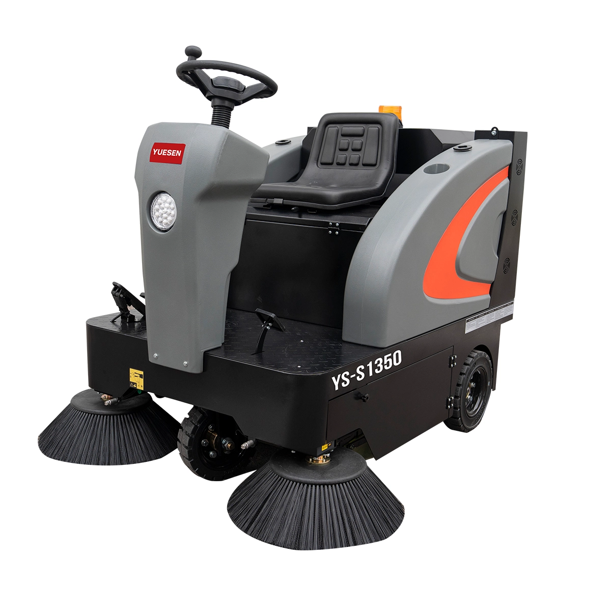 YUESEN Industrial Ride-on Floor Sweeper – Cleaning path 1,350 mm – Up to 10,800 m²/h